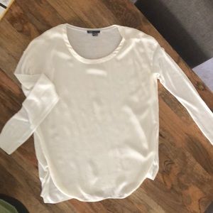 Vince. Silk and knit blouse Sz M